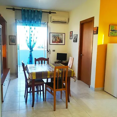 Near The And The Center Of - Eleonora 5 Places Σπίτι διακοπών