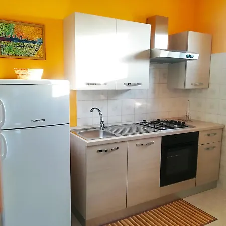 Near The And The Center Of - Eleonora 5 Places Otranto