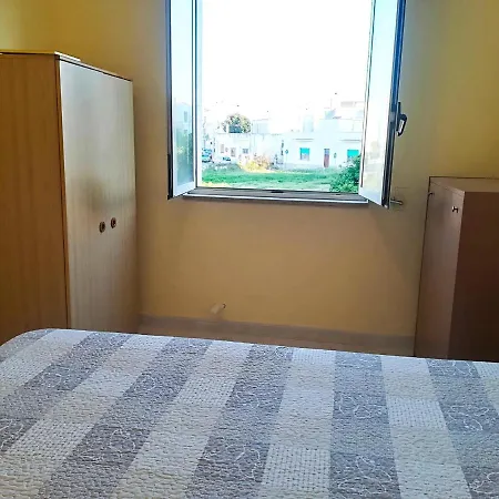 Near The And The Center Of - Eleonora 5 Places