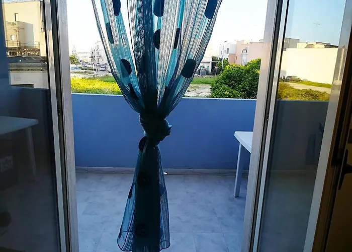 Near The And The Center Of - Eleonora 5 Places Holiday home *