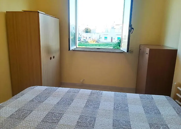 Near The And The Center Of - Eleonora 5 Places